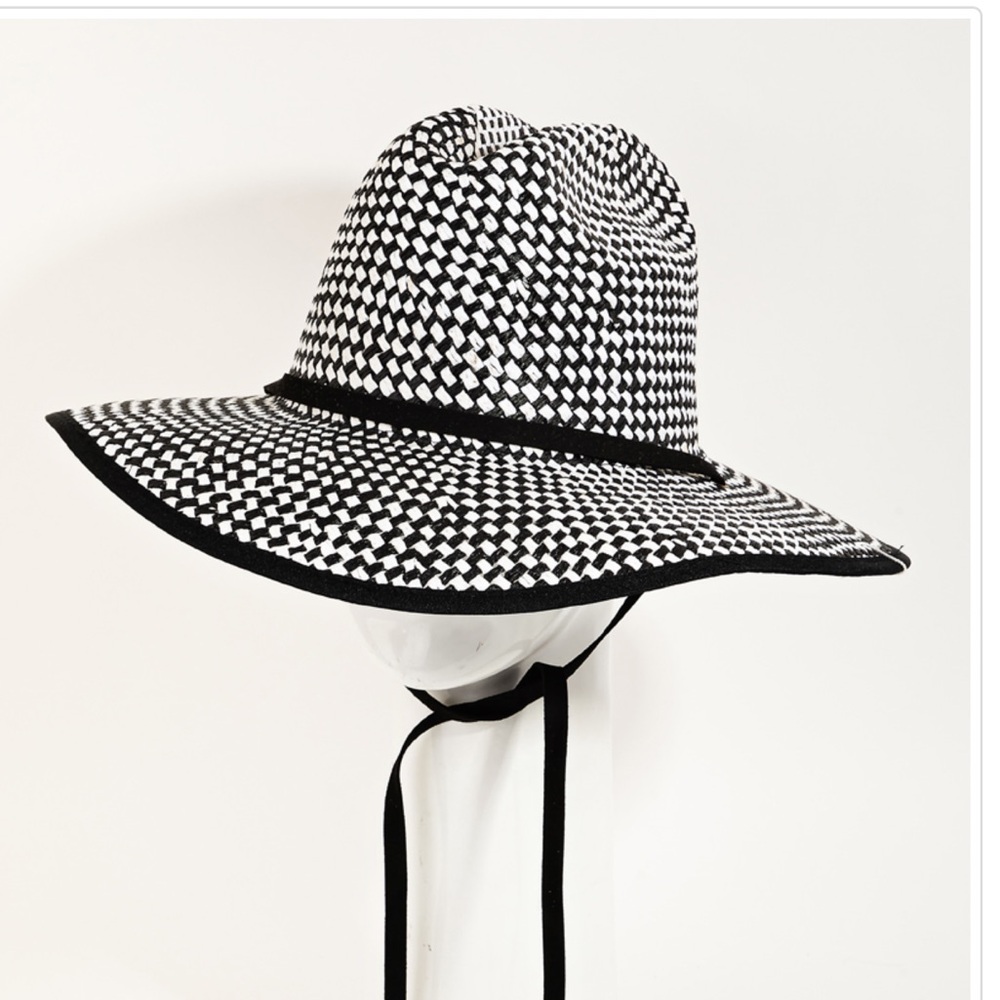 ShopEvelynne Black and White Wide-Brimmed Hat